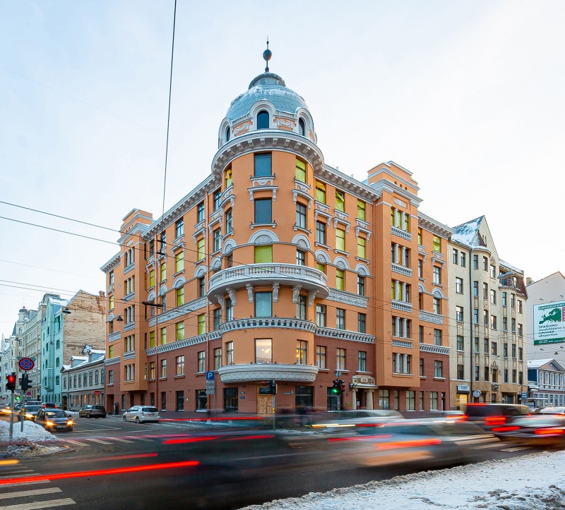 [00] Building Facade in Riga, 26 Valdemara Street, After Renewal