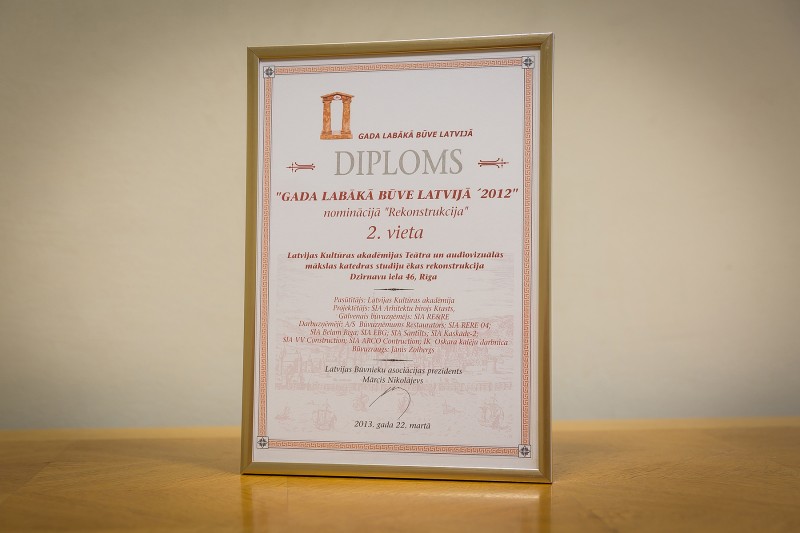 Konkursa “Gada labākā būve Latvijā 2012” atzinību nominācijā “Rekonstrukcija” (2. vieta) AS “Būvuzņēmums Restaurators” saņēma 2013. gada 22. martā. Šis apbalvojums tika piešķirts par 2012. gadā veikto Latvijas Kultūras akadēmijas Teātra un audiovizuālās mākslas katedras studiju ēkas rekonstrukciju, kas atrodas Rīgā, Dzirnavu ielā 46.