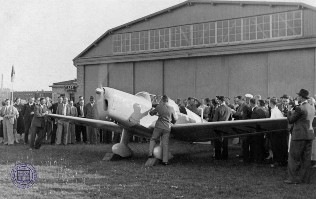 VEF-razota-lidmasina-Spilves-lidlauka-1938g-foto
